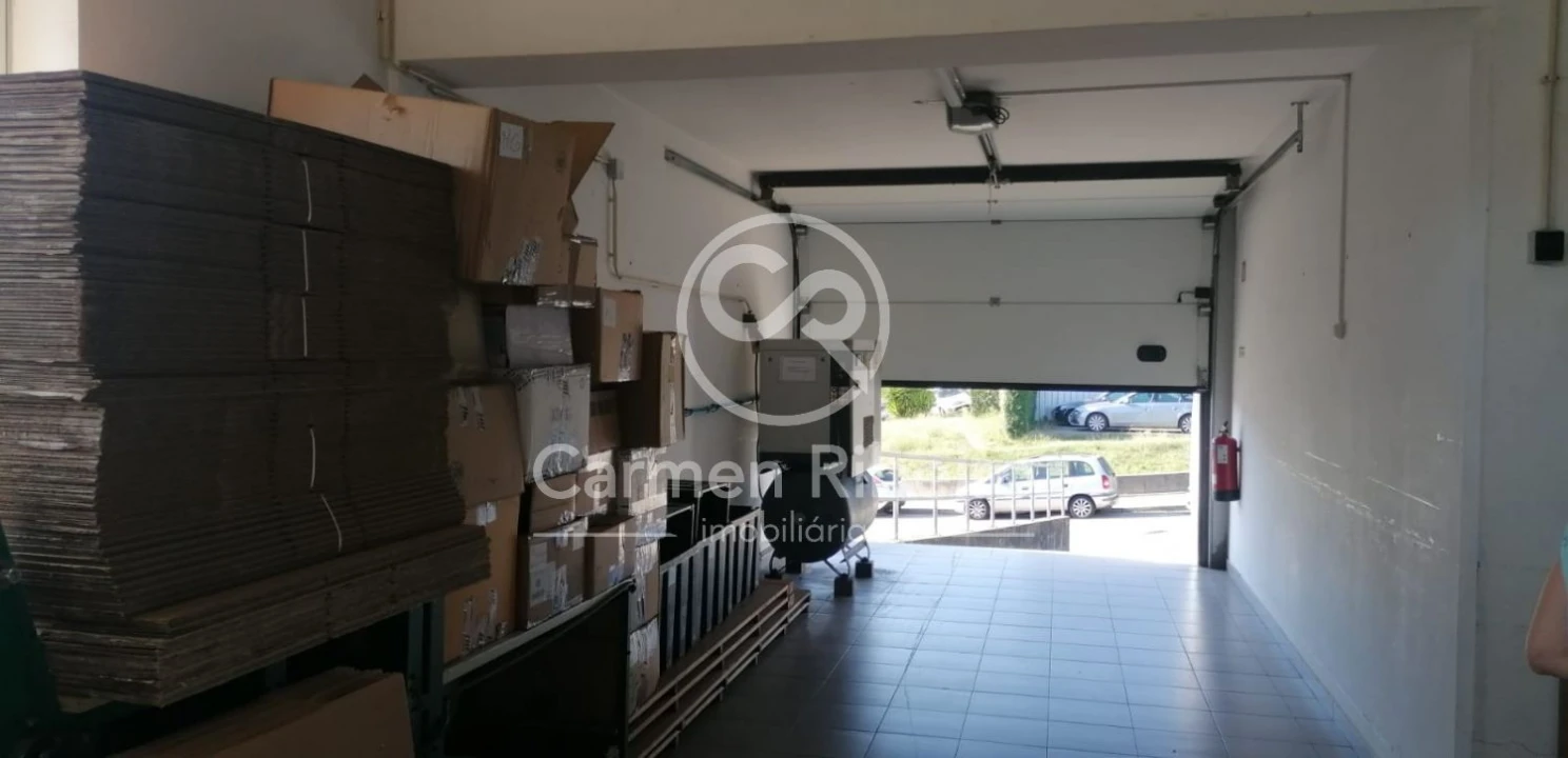 Loja para Venda em São Gens Foto 14