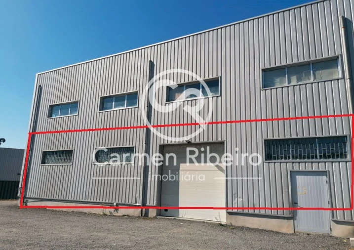 Loja para Venda em São Gens