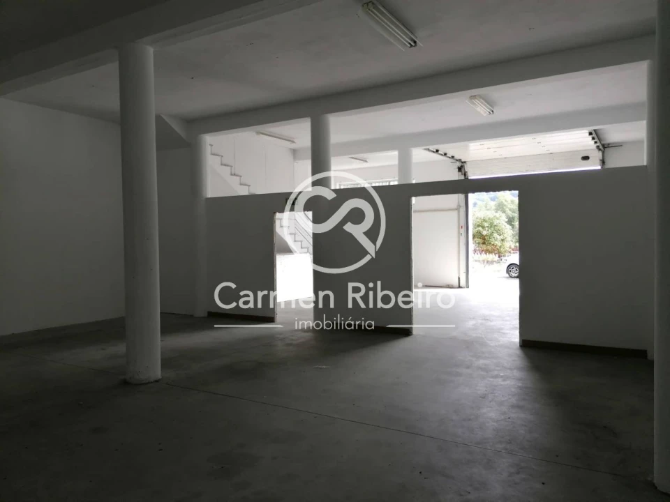 Loja para Venda em São Gens Foto 5