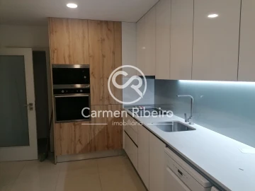 Apartamento T3 para Venda em Real, Dume e Semelhe
