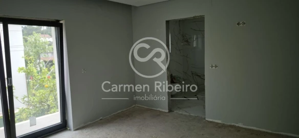 Moradia T5 para Venda em Lomar e Arcos