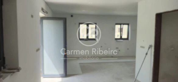 Moradia T5 para Venda em Lomar e Arcos