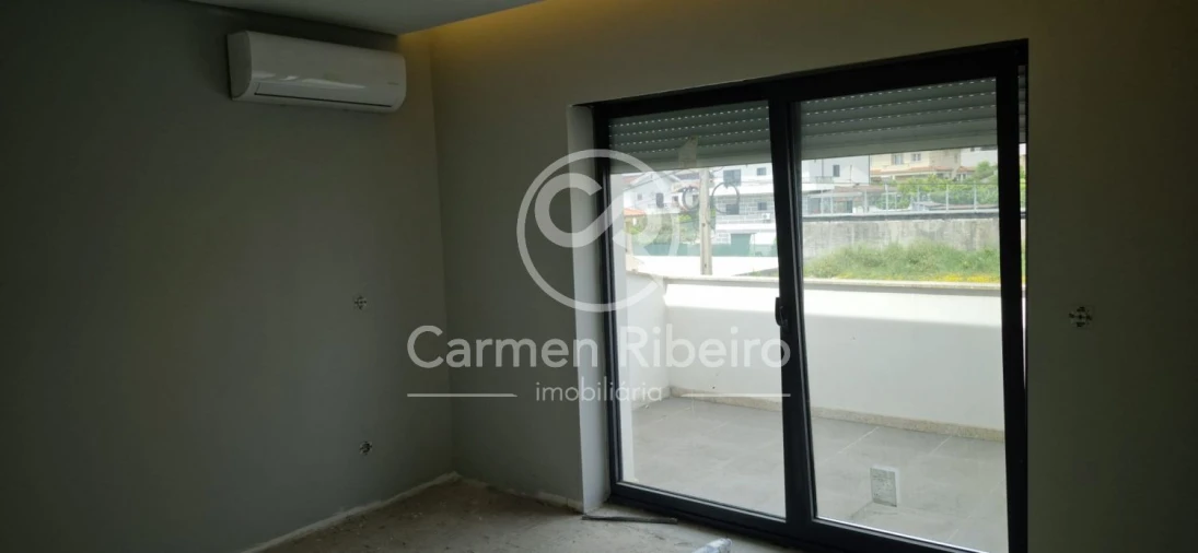 Moradia T5 para Venda em Lomar e Arcos Foto 35