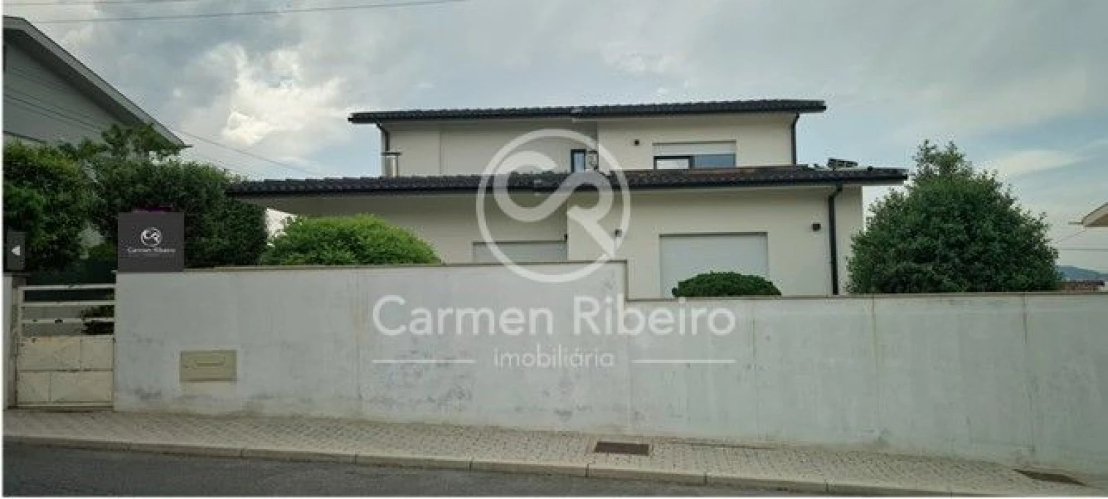 Moradia T5 para Venda em Lomar e Arcos Foto 11