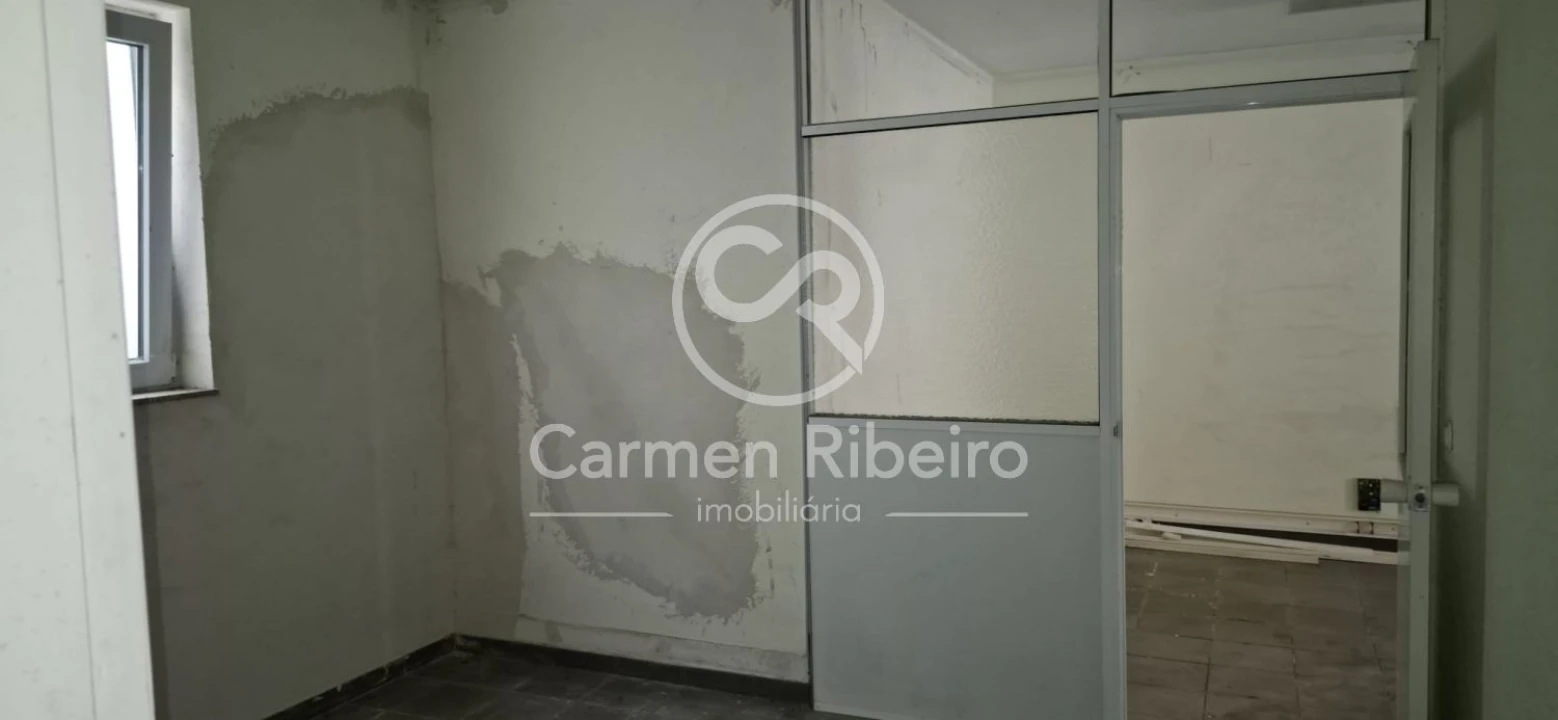 Moradia T5 para Venda em Lomar e Arcos Foto 45