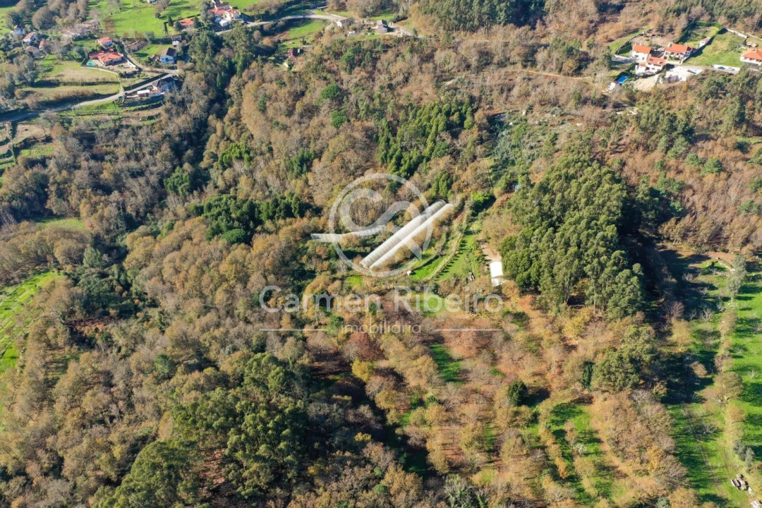 Terreno para Venda em Estorãos Foto 2