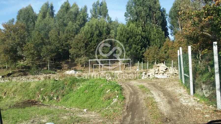 Terreno para Venda em Estorãos Foto 6