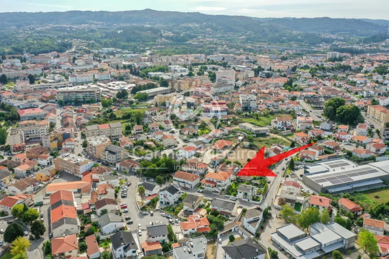 Moradia T4 para Venda em Fafe Foto 45