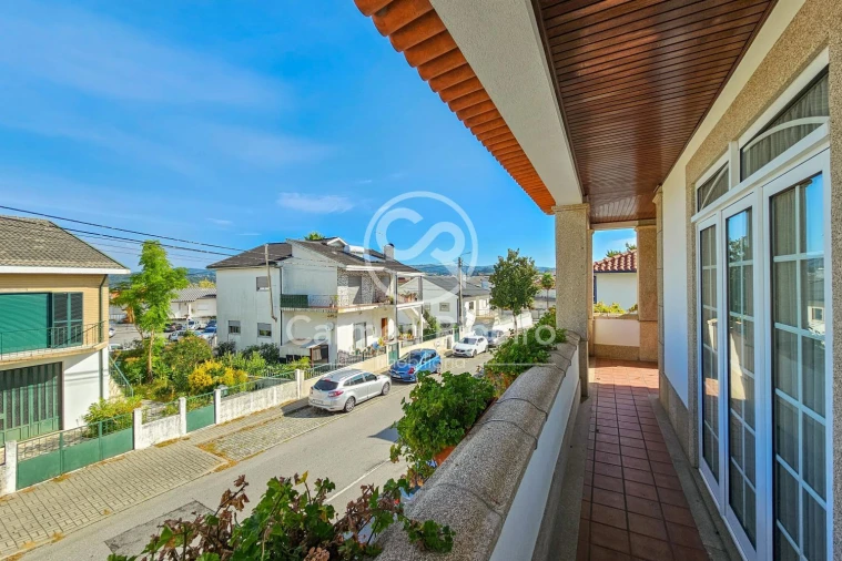 Moradia T4 para Venda em Fafe Foto 8