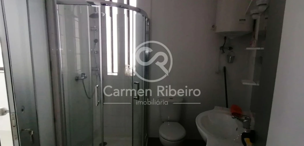 Loja para Venda em Fafe Foto 5