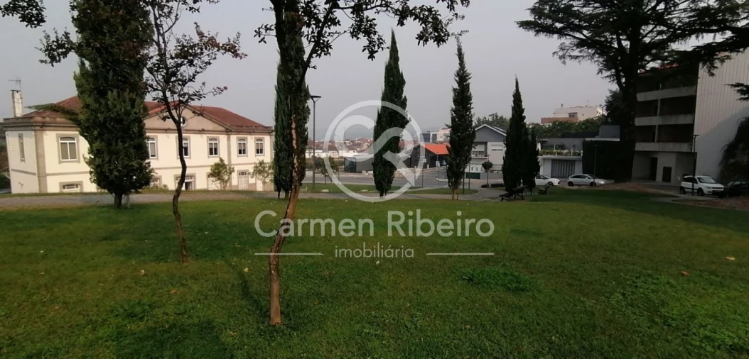 Loja para Venda em Fafe Foto 15