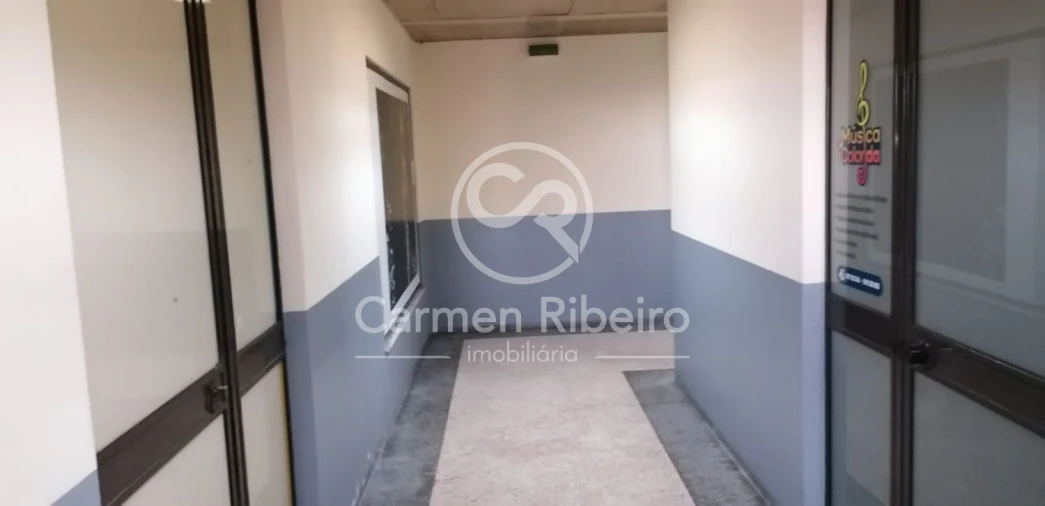 Loja para Venda em Fafe Foto 21