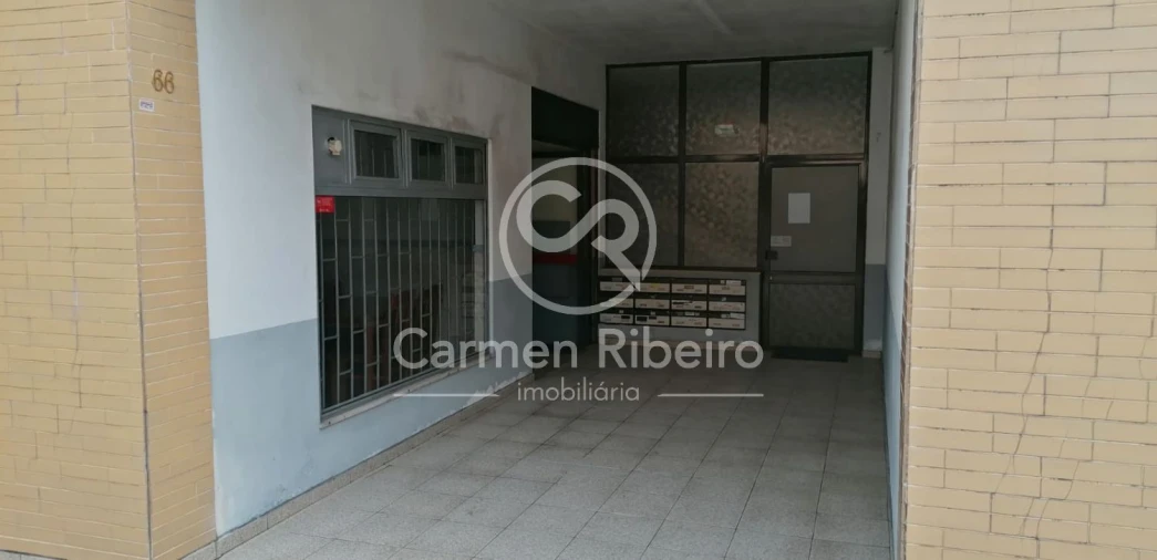 Loja para Venda em Fafe Foto 11