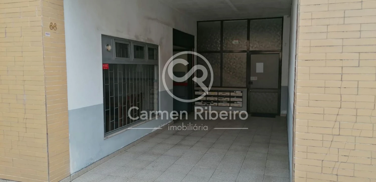 Loja para Venda em Fafe Foto 11