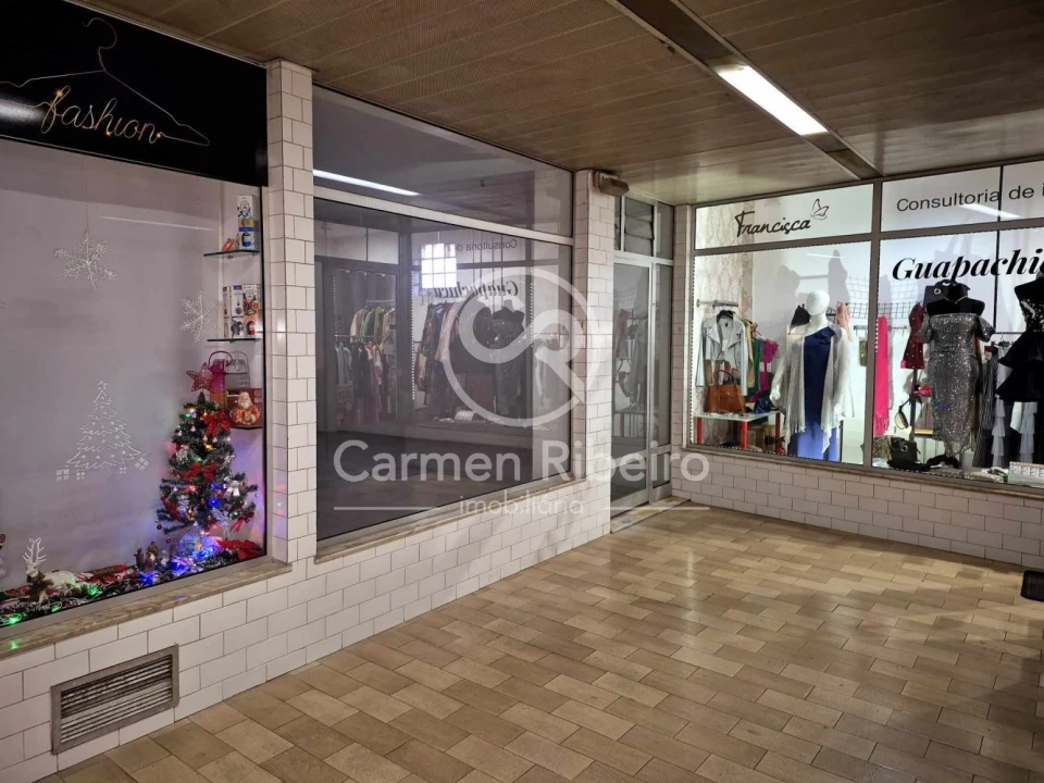 Loja para Venda em Fafe Foto 4