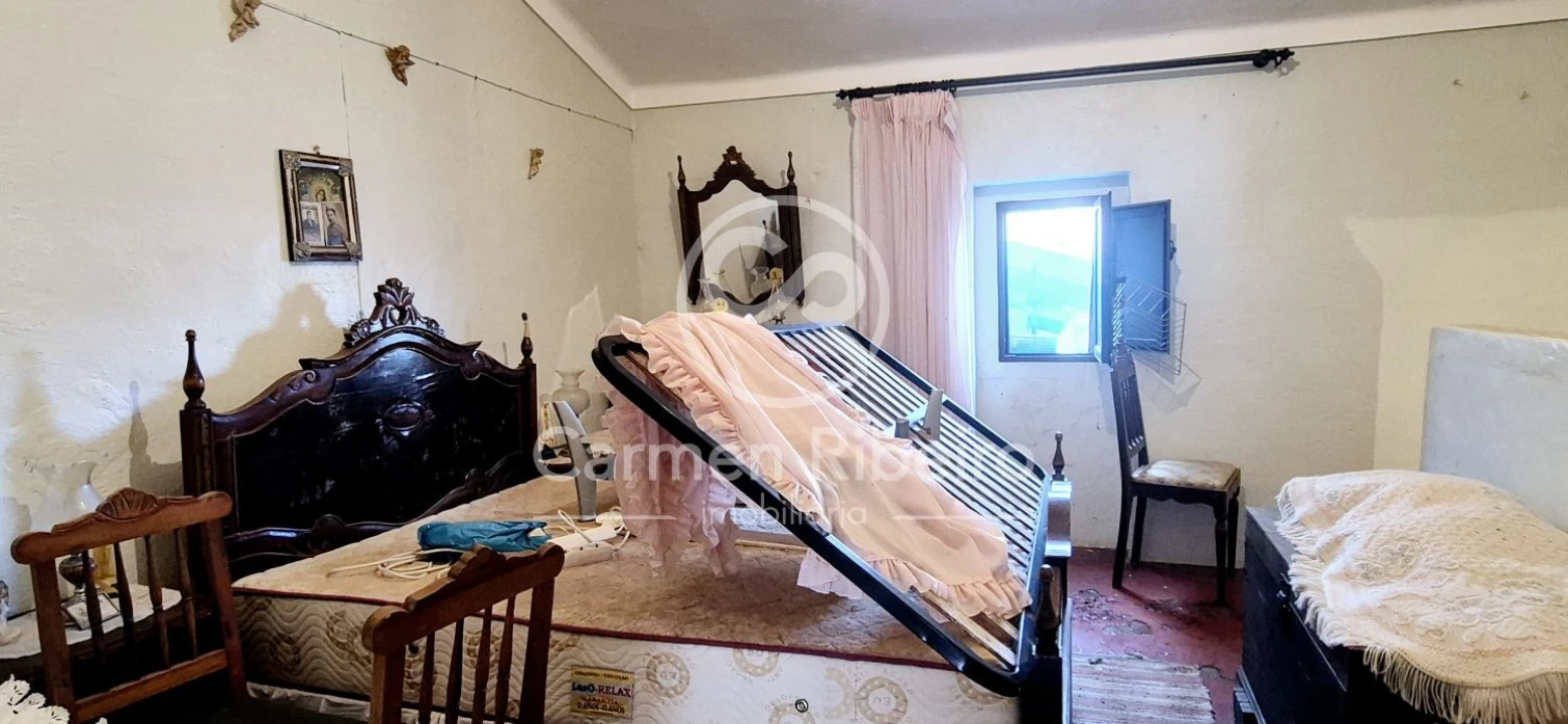 Moradia T3 para Venda em Santo Amaro Foto 18