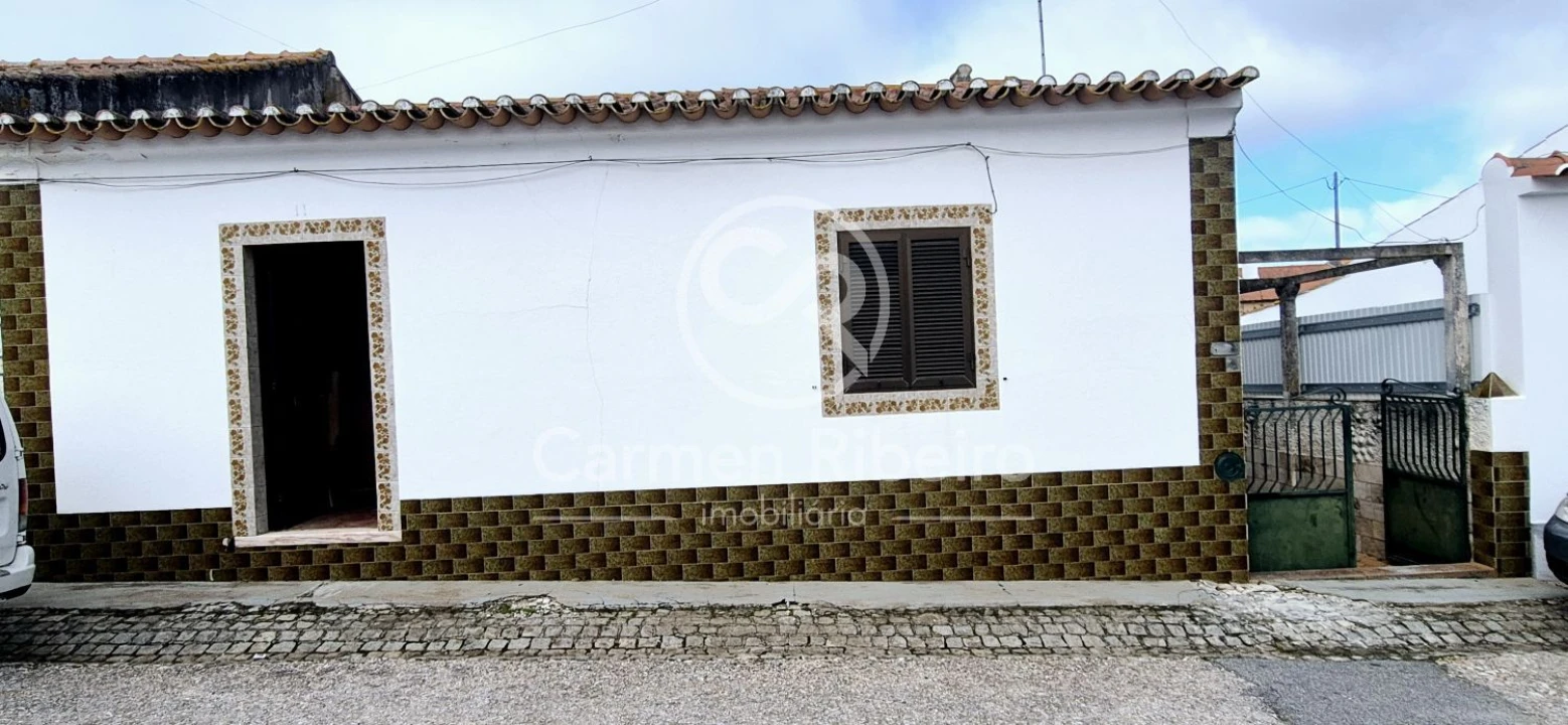 Moradia T3 para Venda em Santo Amaro Foto 2