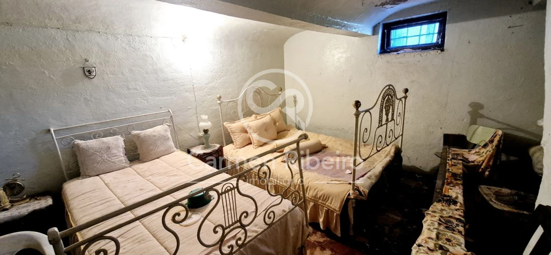 Moradia T3 para Venda em Santo Amaro Foto 26