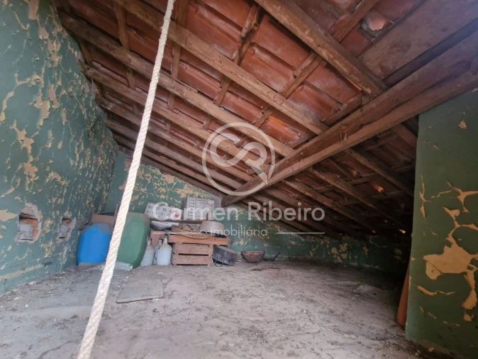 Moradia T3 para Venda em Santo Amaro Foto 35