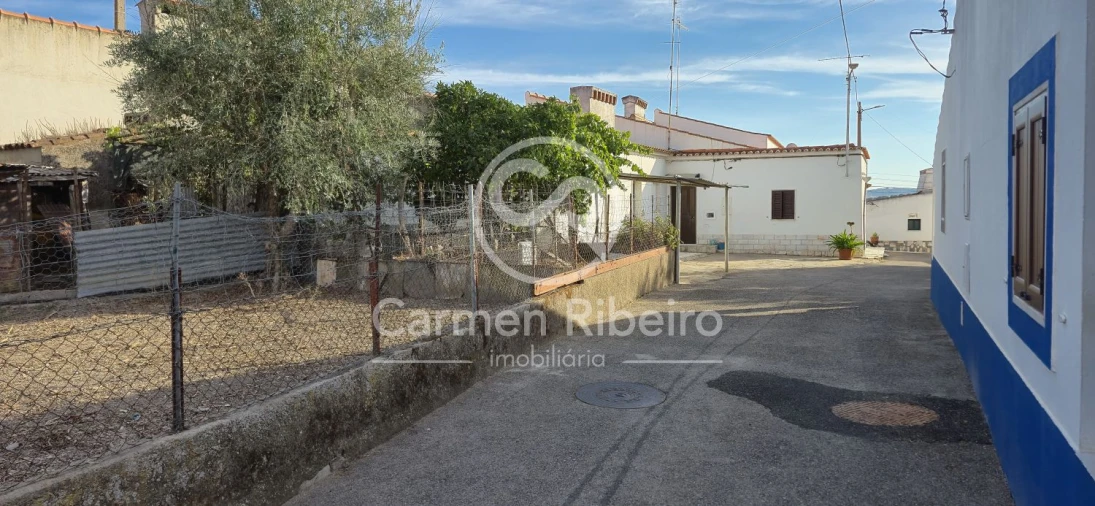 Moradia T2 para Venda em São Bento do Cortiço e Santo Estêvão Foto 38