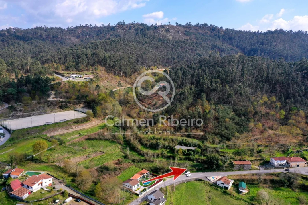 Quinta T4 para Venda em Armil Foto 44