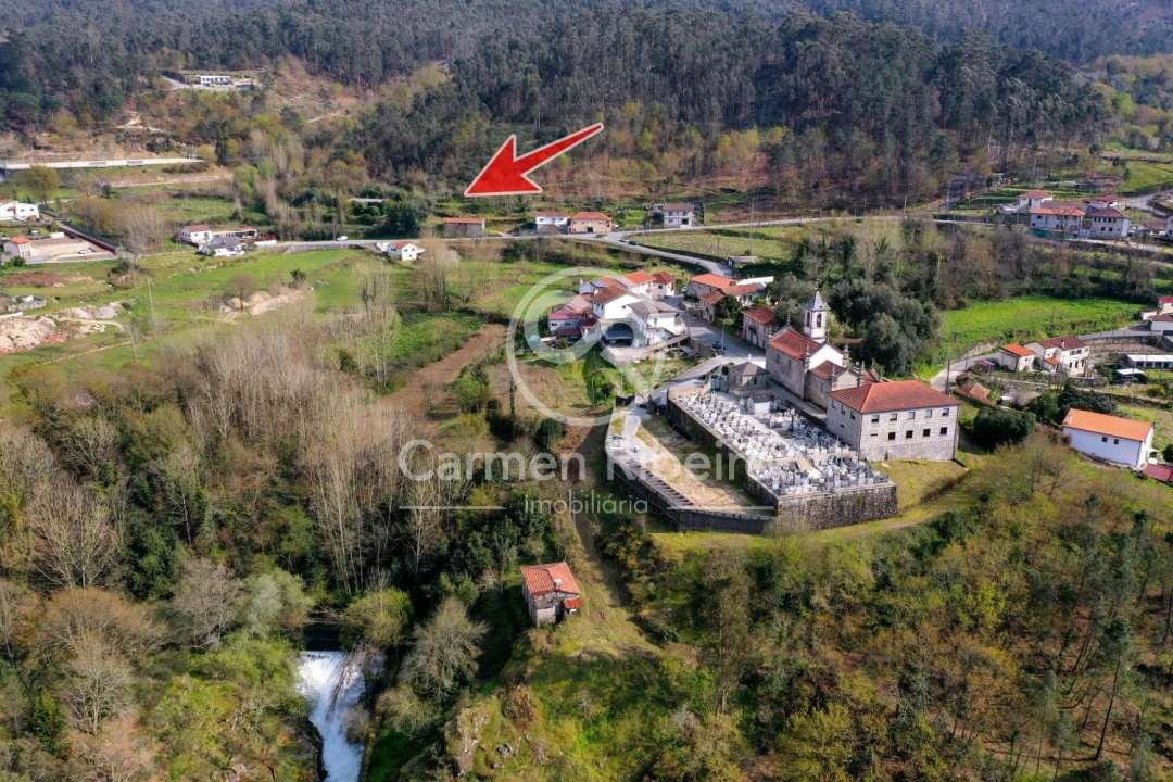 Quinta T4 para Venda em Armil Foto 45