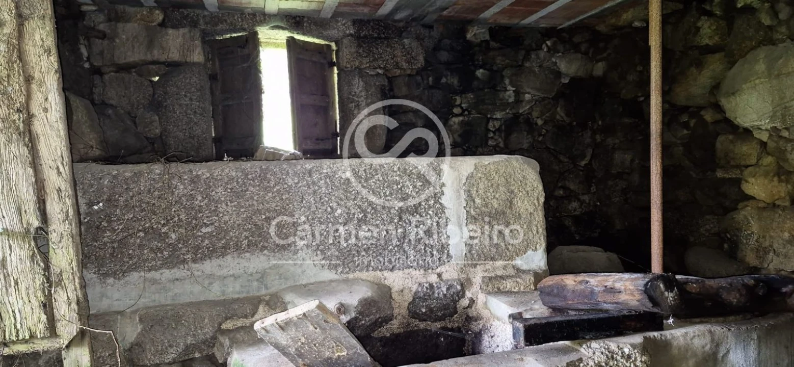 Quinta T4 para Venda em Armil Foto 24