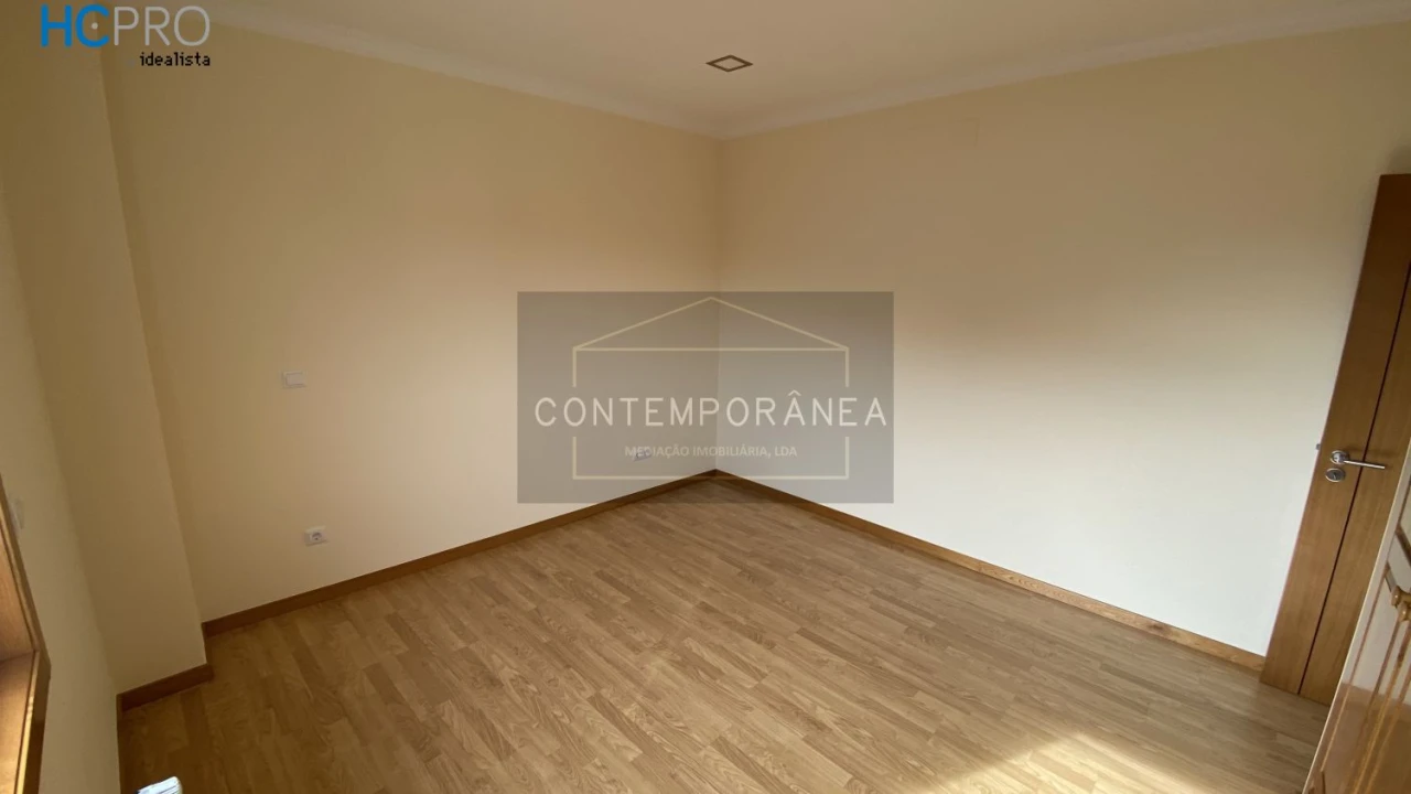 Moradia T4 para Venda em Mirandela Foto 4