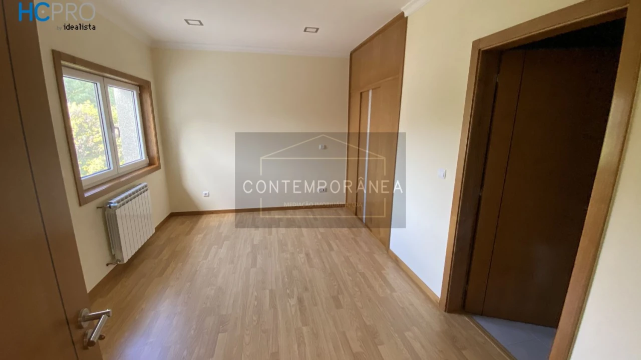 Moradia T4 para Venda em Mirandela Foto 5