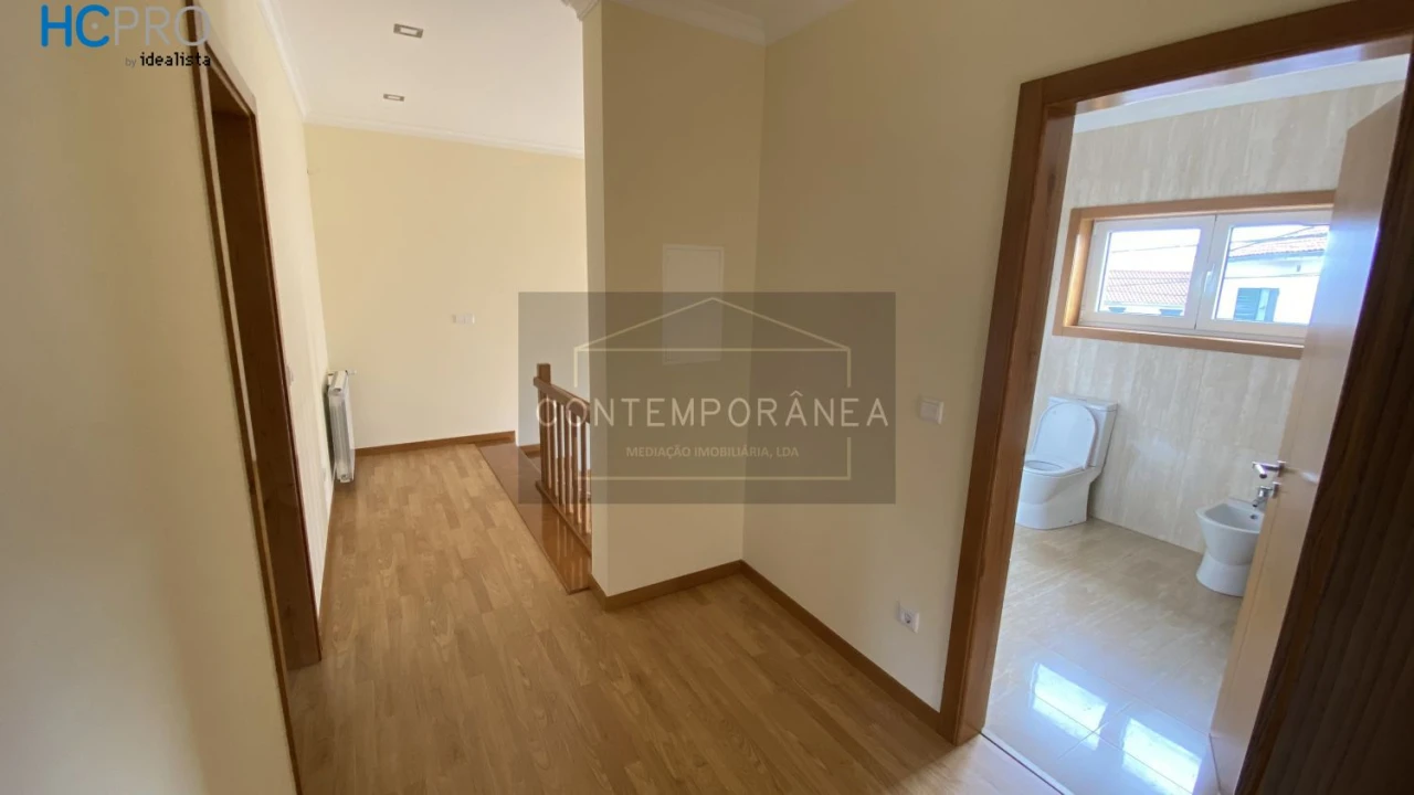 Moradia T4 para Venda em Mirandela Foto 6