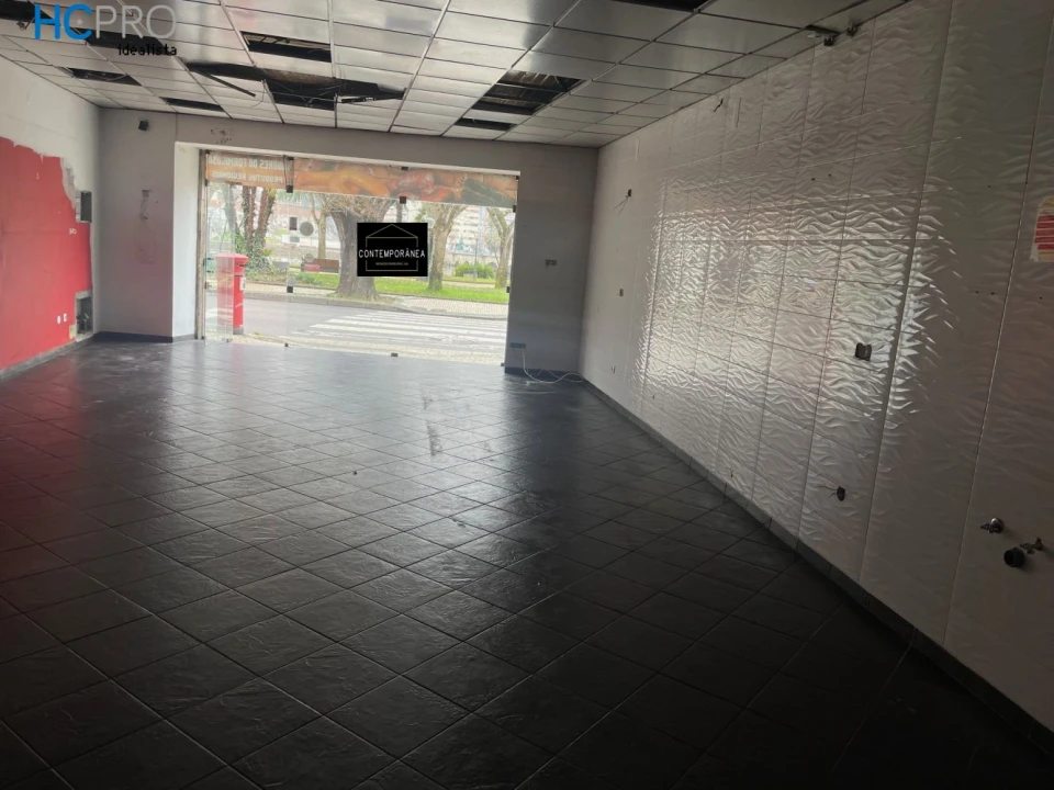 Loja para Arrendamento em Mirandela Foto 4