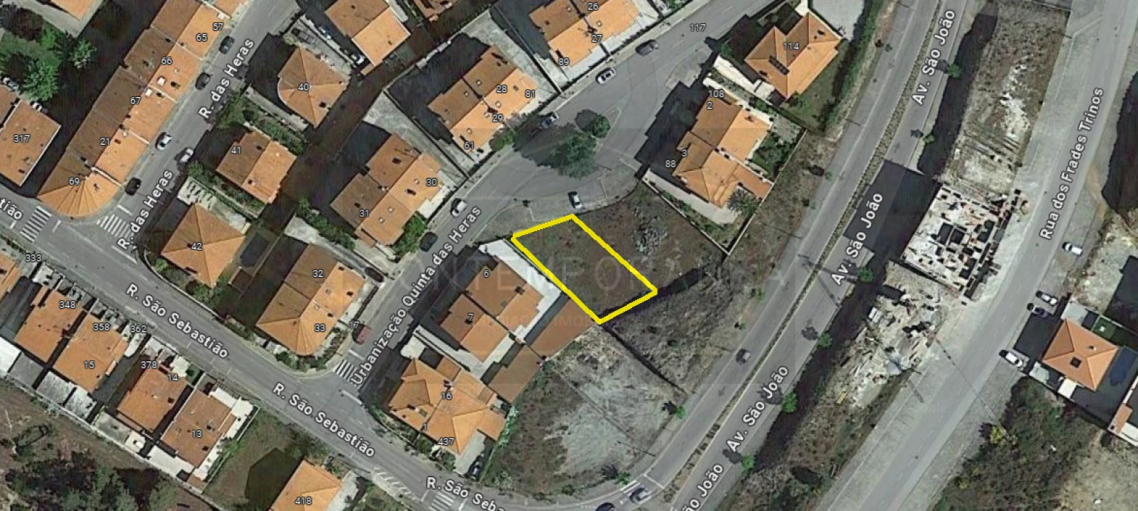 Terreno para Venda em Mirandela Foto 1