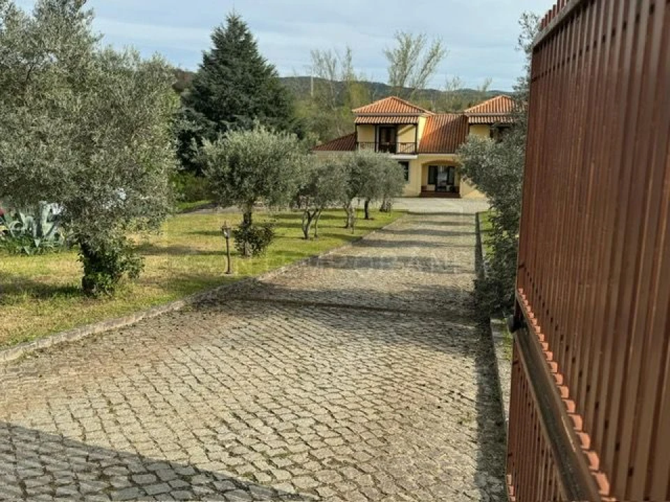 Quinta T4 para Venda em Carvalhais Foto 20