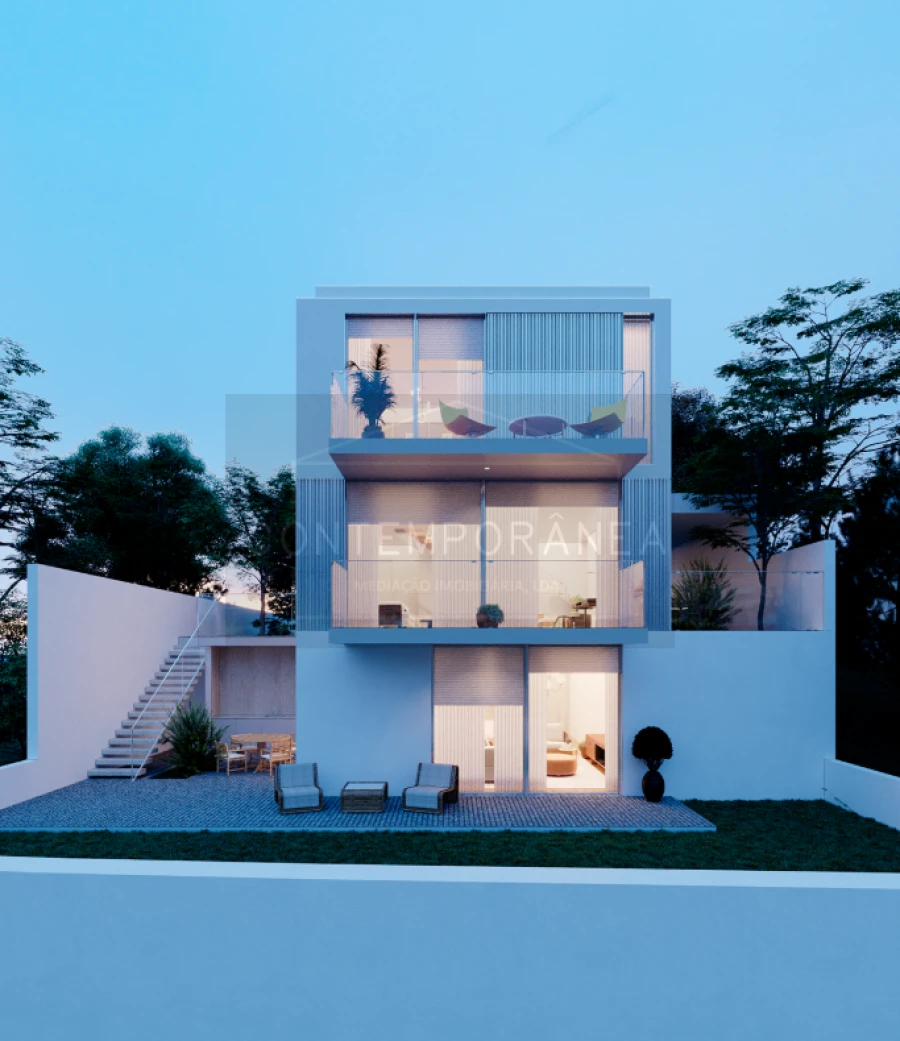 Moradia T4 para Venda em Madalena Foto 2