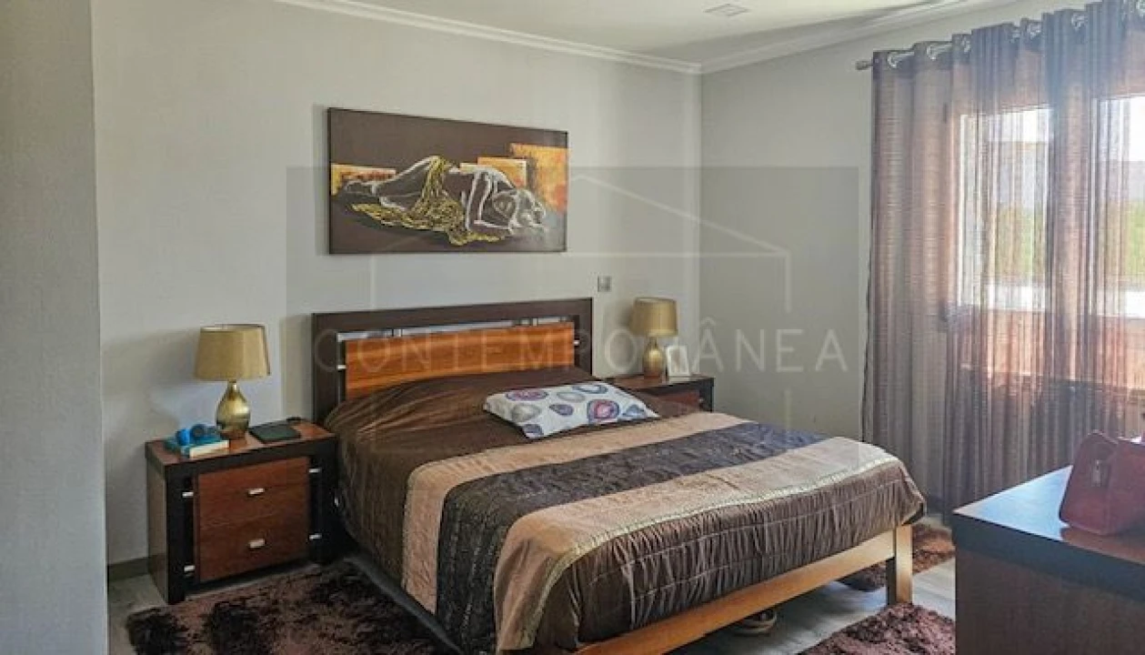 Moradia T6 para Venda em Mirandela Foto 5