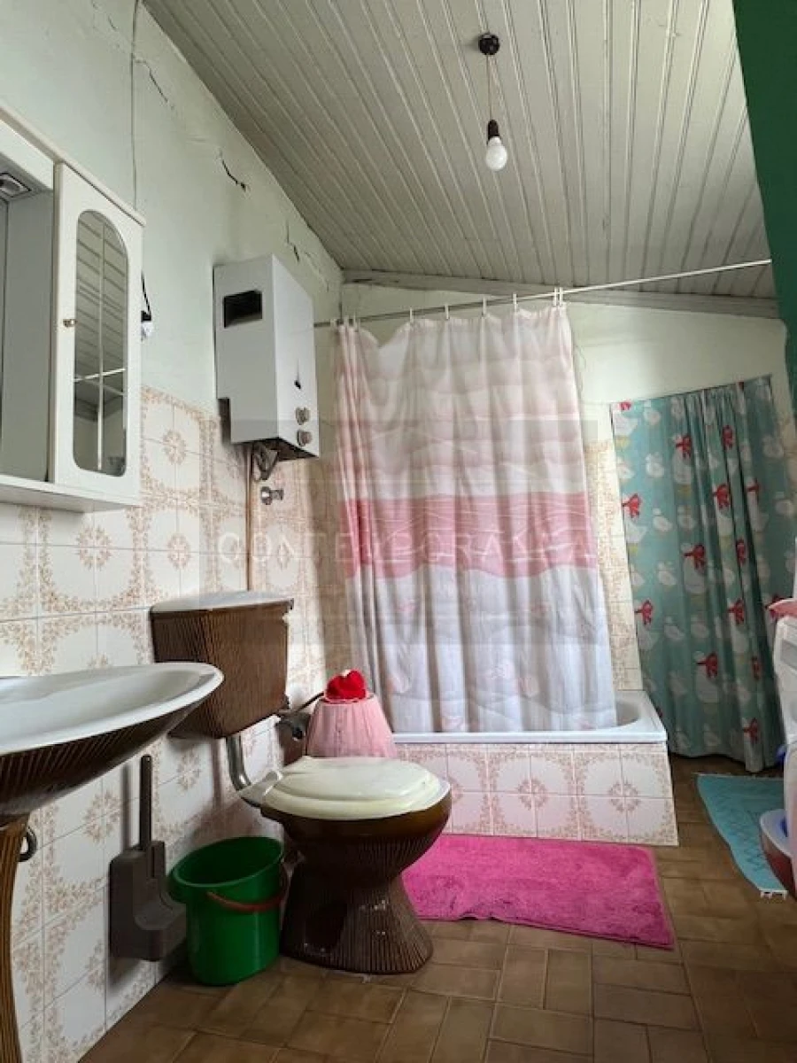 Moradia T5 para Venda em Vale de Salgueiro Foto 2