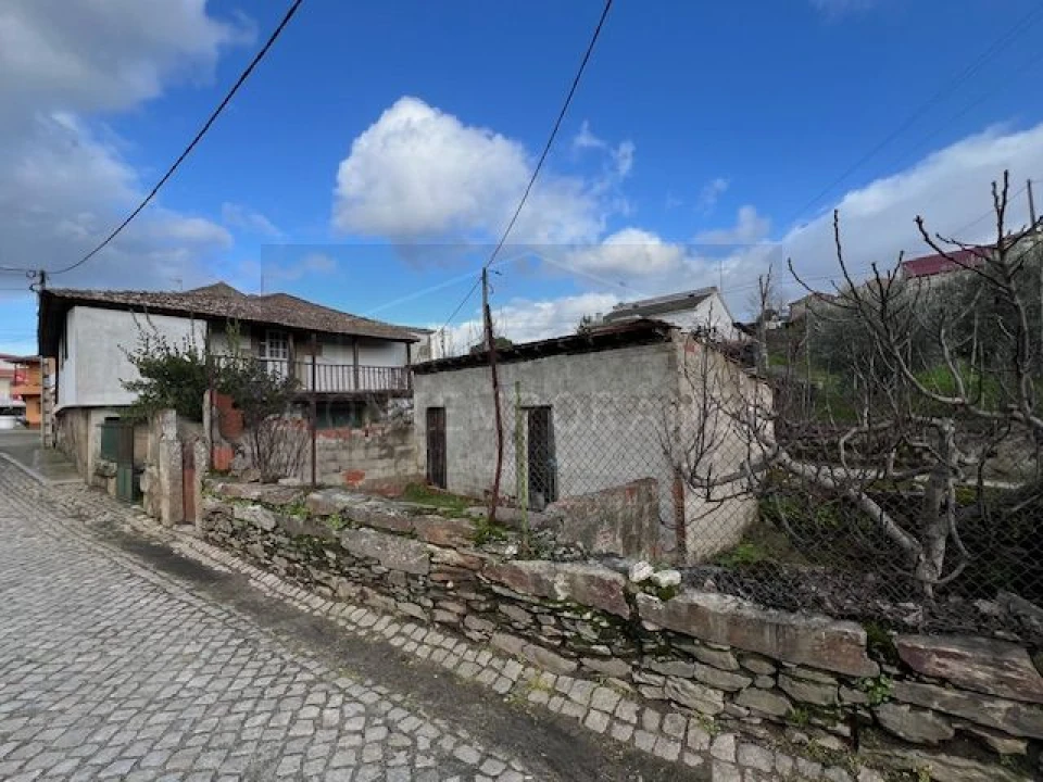 Moradia T5 para Venda em Vale de Salgueiro Foto 14