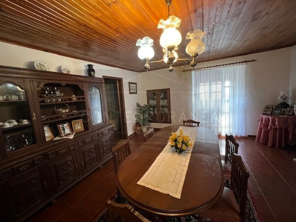 Moradia T5 para Venda em Vale de Salgueiro Foto 5