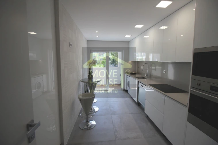 Apartamento T3 para Venda em Cascais e Estoril Foto 14