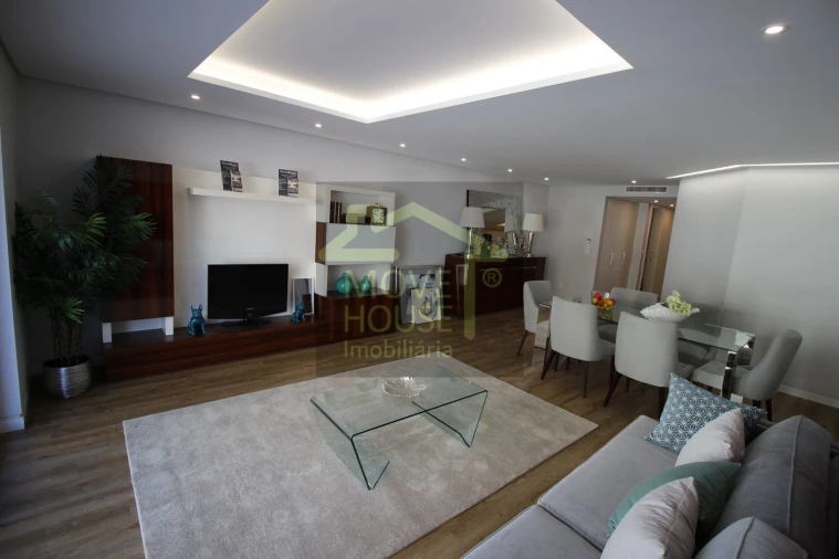 Apartamento T3 para Venda em Cascais e Estoril Foto 13