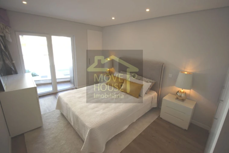 Apartamento T3 para Venda em Cascais e Estoril Foto 3