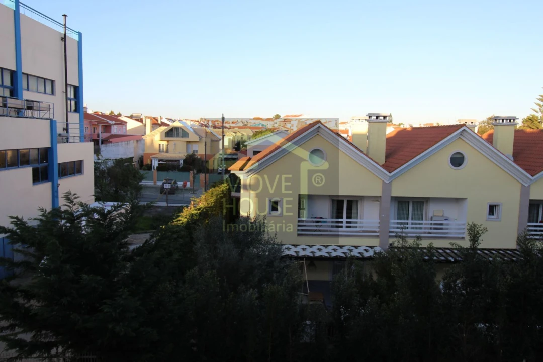 Apartamento T3 para Venda em São Domingos de Rana Foto 9