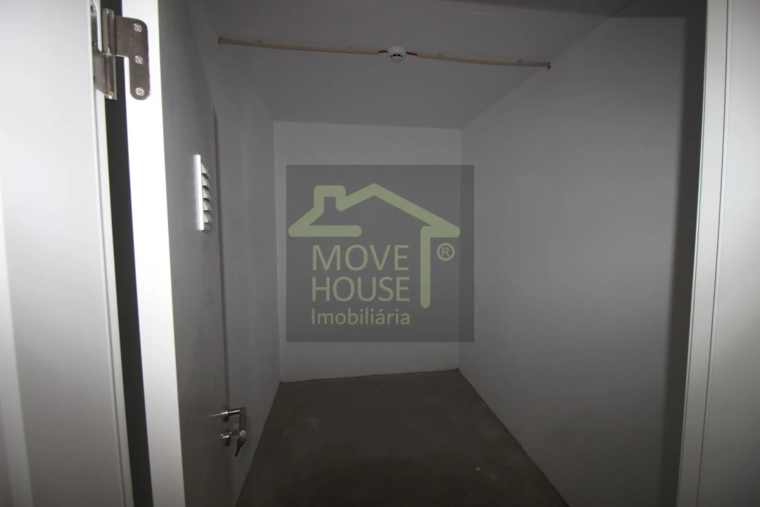 Apartamento T3 para Venda em São Domingos de Rana Foto 41