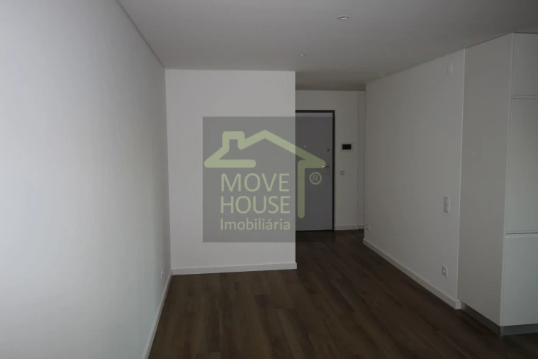 Apartamento T3 para Venda em São Domingos de Rana Foto 18