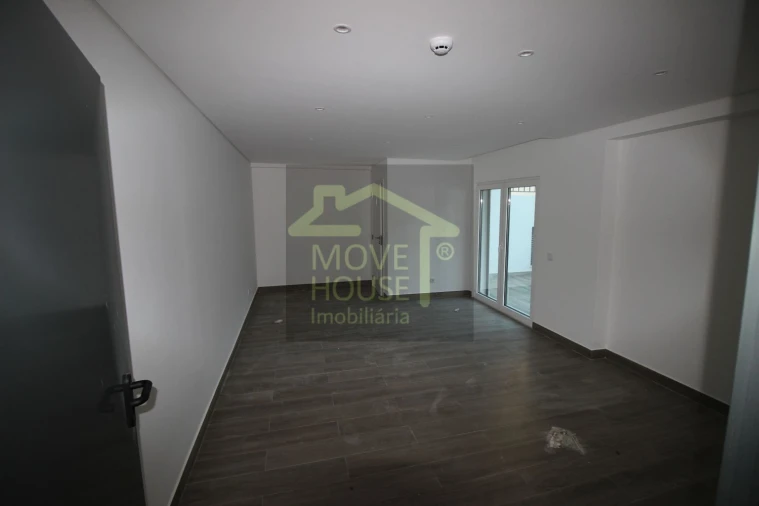 Apartamento T3 para Venda em São Domingos de Rana Foto 42