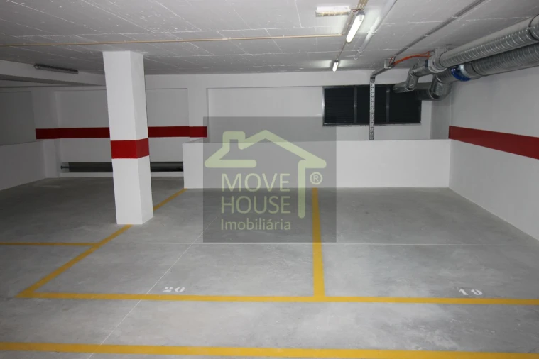 Apartamento T3 para Venda em São Domingos de Rana Foto 49