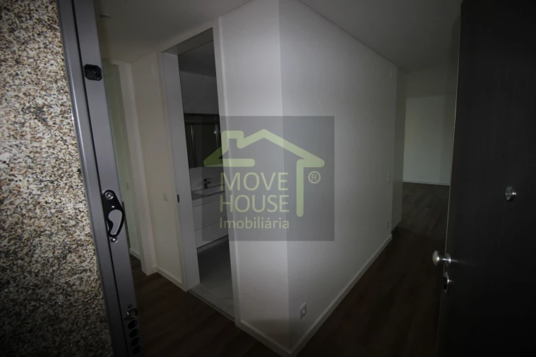 Apartamento T3 para Venda em São Domingos de Rana Foto 38