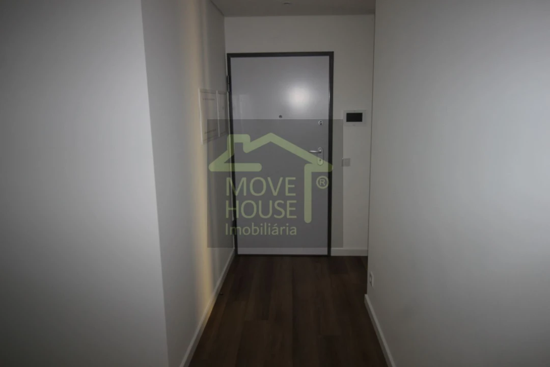 Apartamento T3 para Venda em São Domingos de Rana Foto 19