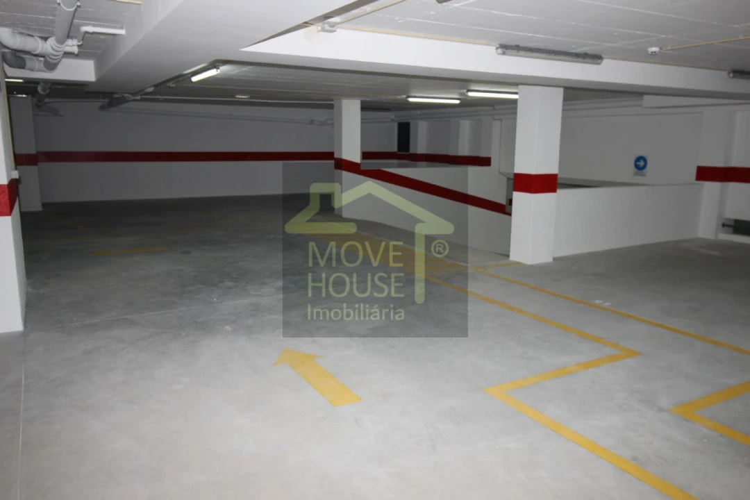 Apartamento T3 para Venda em São Domingos de Rana Foto 50