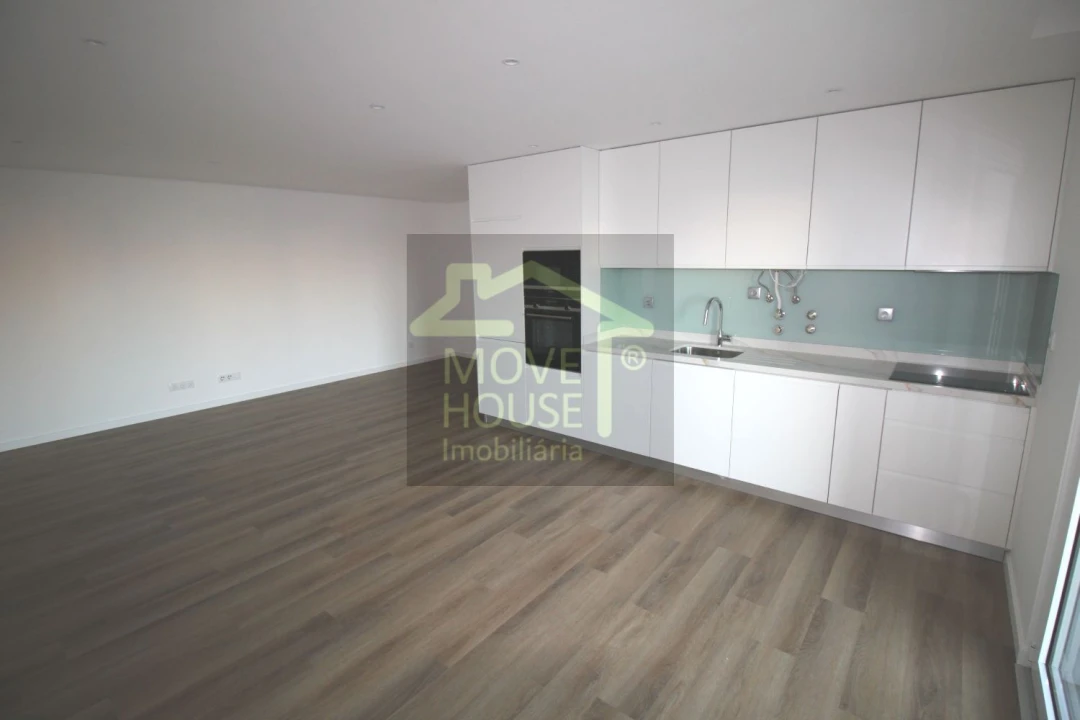 Apartamento T3 para Venda em São Domingos de Rana Foto 16